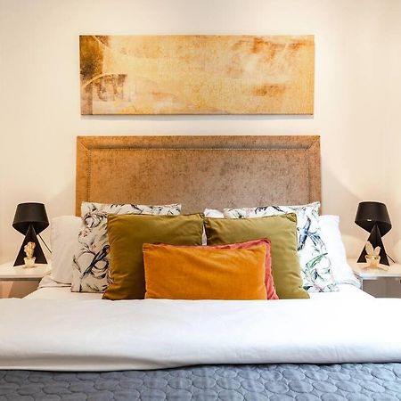 Appartamento Awesome Leicester Sq! Fashion Flat For Theatre Families And Happy Friends Londra Esterno foto