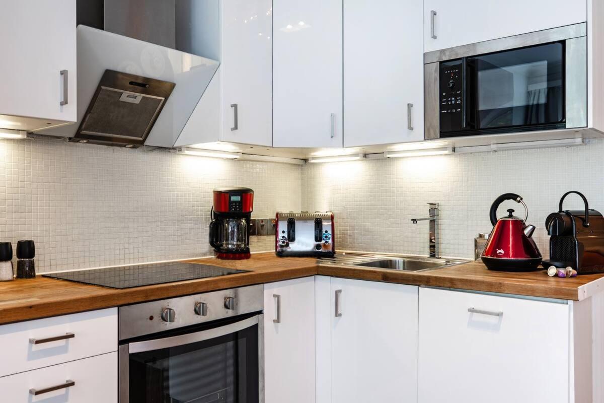 Appartamento Awesome Leicester Sq! Fashion Flat For Theatre Families And Happy Friends Londra Esterno foto