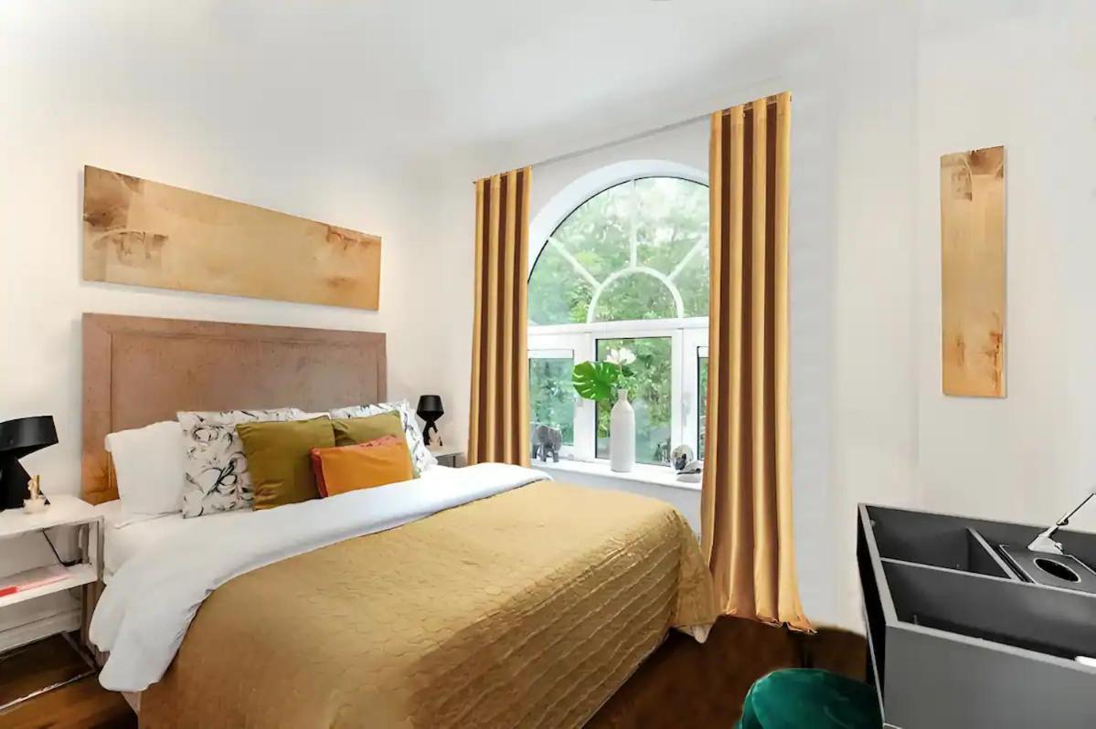 Appartamento Awesome Leicester Sq! Fashion Flat For Theatre Families And Happy Friends Londra Esterno foto